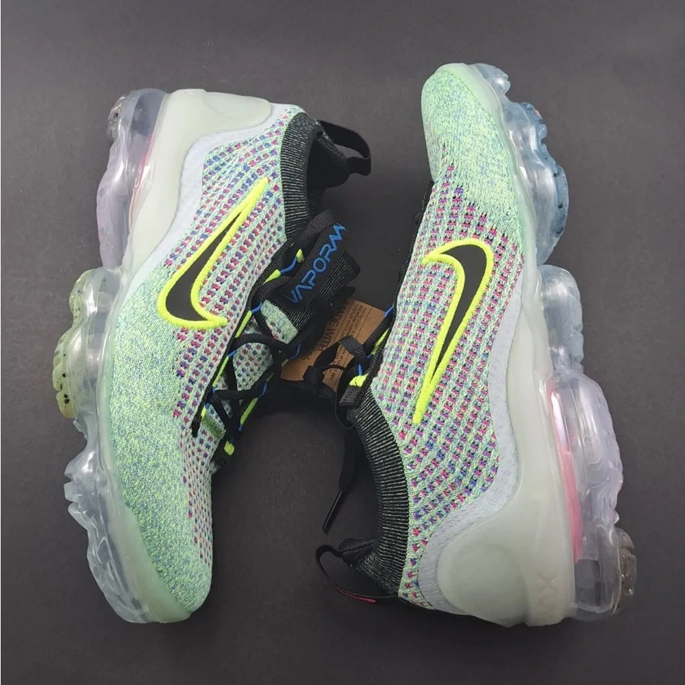 Nike Air VaporMax 2021 FK GS‎ Volt Photo Blue Woman’s Shoes Sz 7 / 5.5 Youth NWT